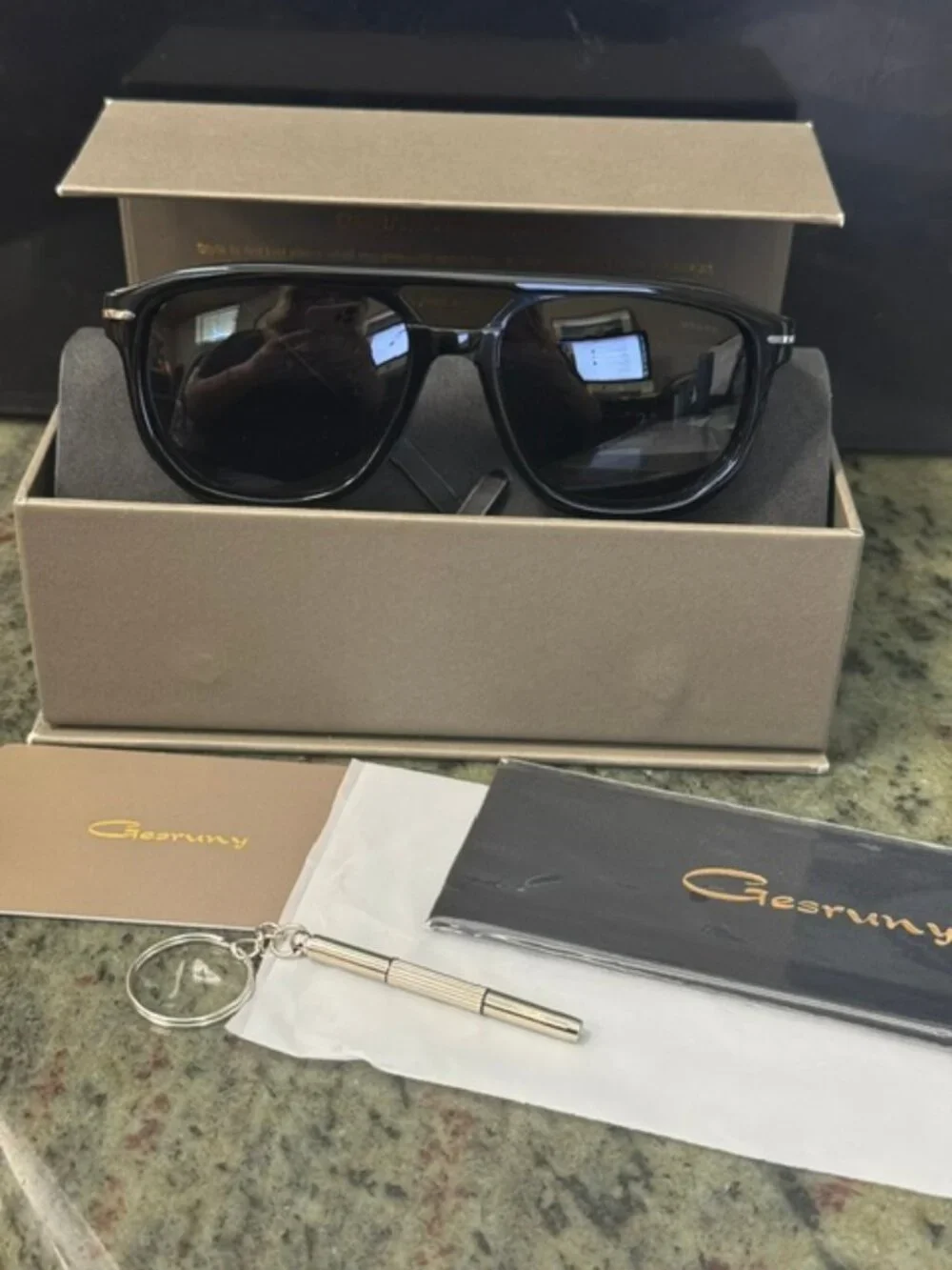 Gesruny 1645 C02 Polarized 56 17 145 Men's Sunglasses w/Case & Accessories NWT